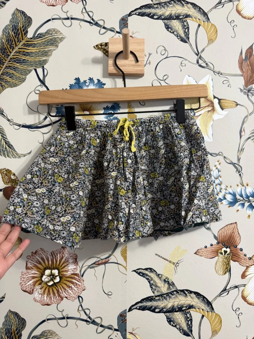 Bonpoint Floral Cute Girly Flowy Skirt Size 4